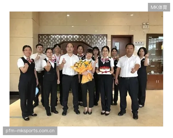 新援到队首日公开亮相，队友热烈欢迎仪式上演