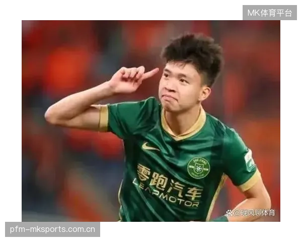 王钰栋第五十三分钟世界波：从“小小少年”到“世界冠军”的逆袭之旅